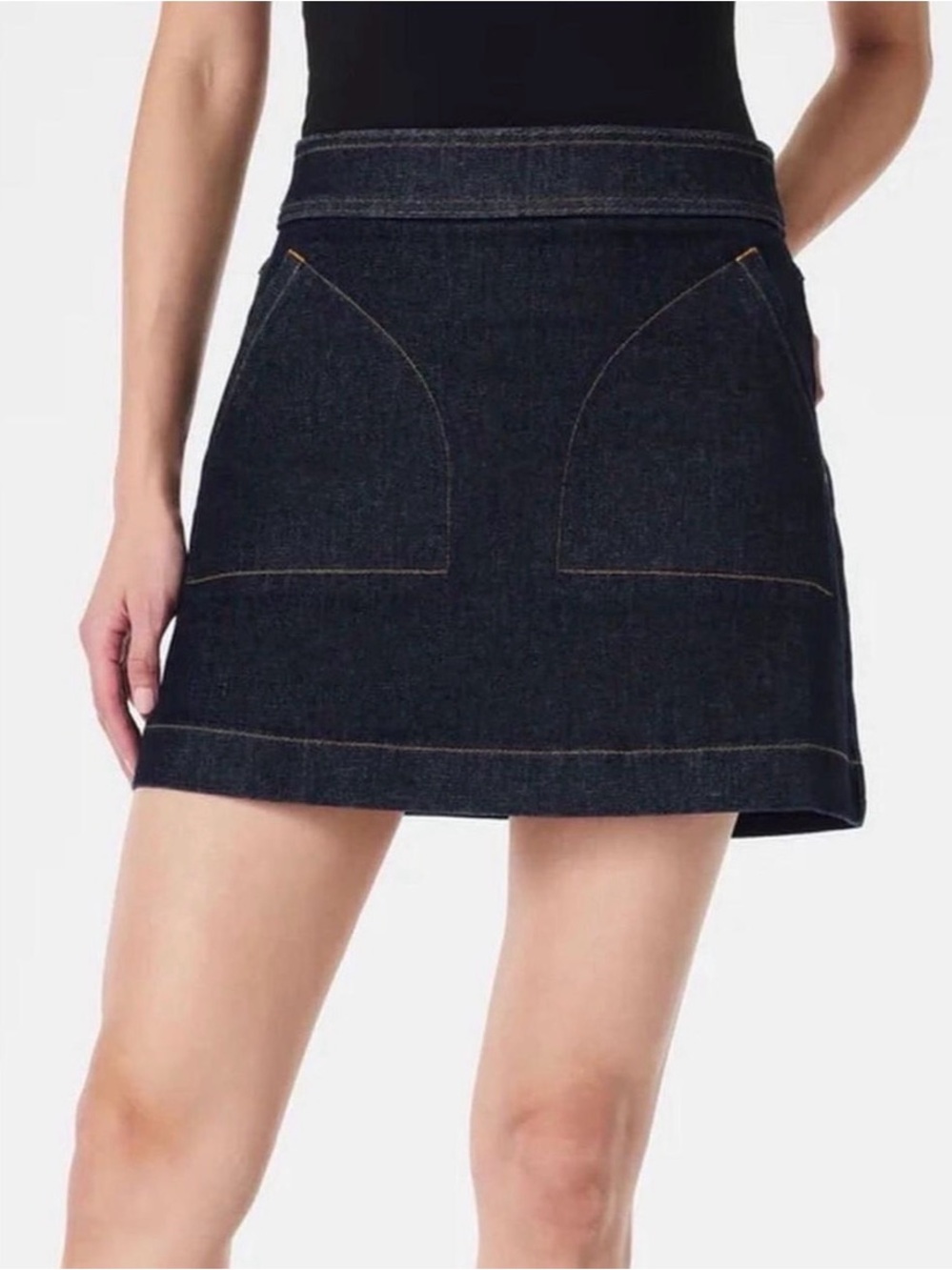 Spanx Dark Indigo Denim Mini Skirt - Classic A-Line Style Size Medium